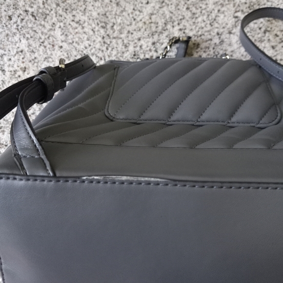 MICHAEL KORS Rose Medium Backpack - Picture 11 of 12